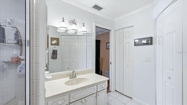 1929 PAR PLACE, Sarasota, FL 34240