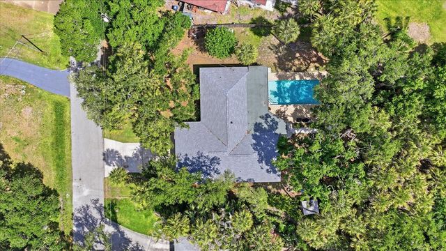 1929 PAR PLACE, Sarasota, FL 34240