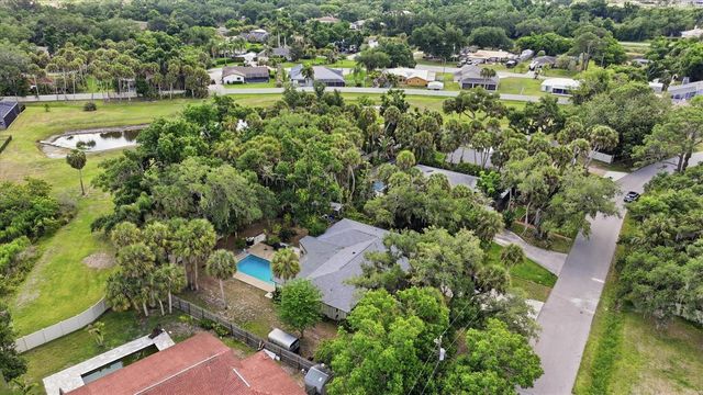 1929 PAR PLACE, Sarasota, FL 34240