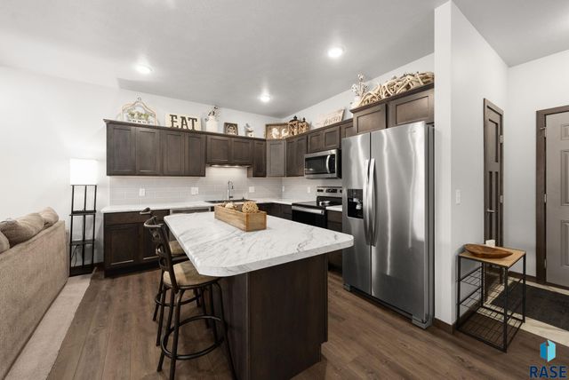 227 E Ivy Rd Road, Tea, SD 57064