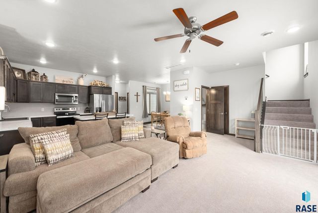 227 E Ivy Rd Road, Tea, SD 57064