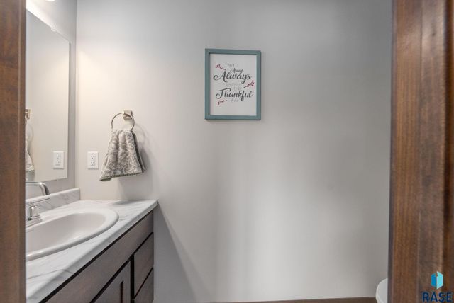 227 E Ivy Rd Road, Tea, SD 57064