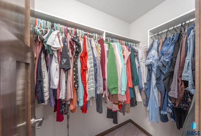 227 E Ivy Rd Road, Tea, SD 57064