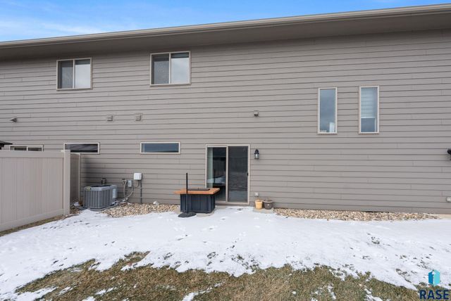 227 E Ivy Rd Road, Tea, SD 57064