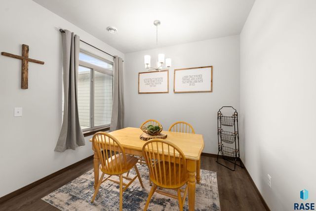 227 E Ivy Rd Road, Tea, SD 57064