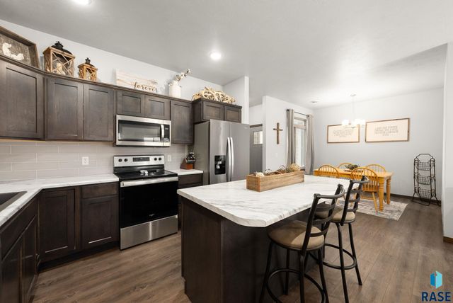 227 E Ivy Rd Road, Tea, SD 57064