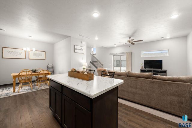 227 E Ivy Rd Road, Tea, SD 57064