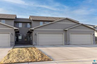 227 E Ivy Rd Road, Tea, SD 57064