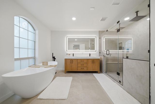 5610 Court Of Lions Street, Houston, TX 77069