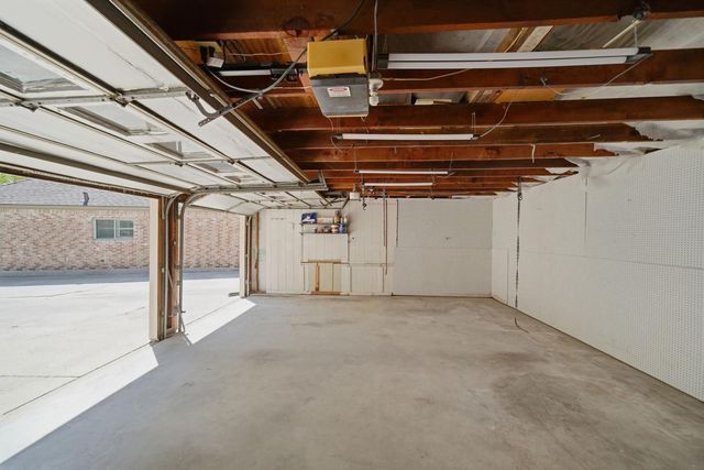 5610 Court Of Lions Street, Houston, TX 77069