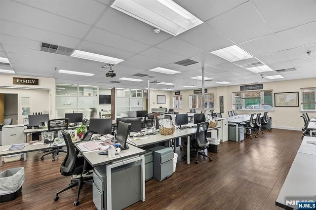 39 Woodland Road, Roseland, NJ 07068