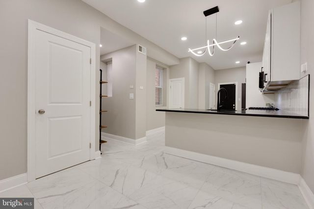 5239 ARCH ST, Philadelphia, PA 19139