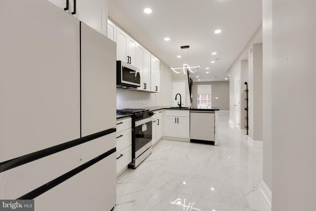 5239 ARCH ST, Philadelphia, PA 19139