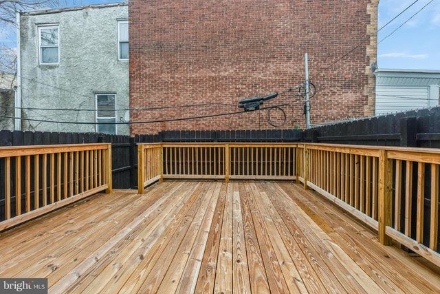 5239 ARCH ST, Philadelphia, PA 19139