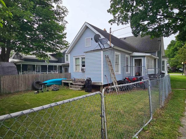 201 W Vistula, Bristol, IN 46507