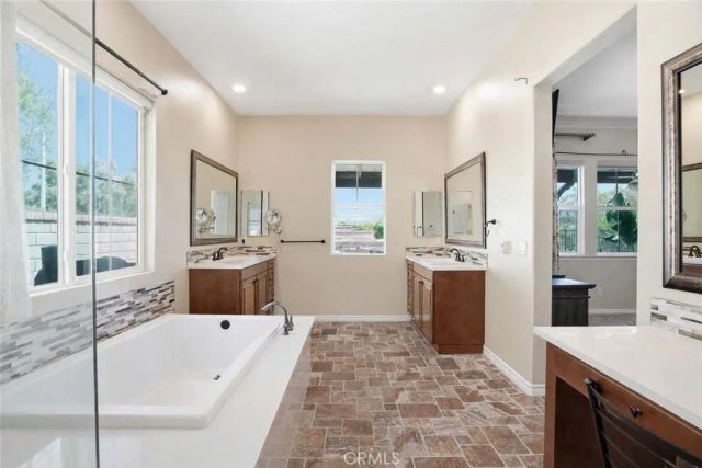 26492 Township Street, Saugus, CA 91350