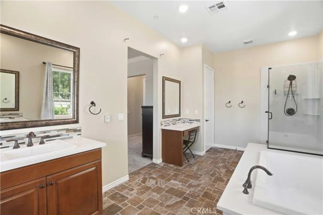 26492 Township Street, Saugus, CA 91350