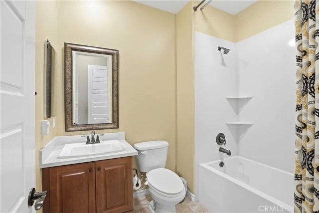 26492 Township Street, Saugus, CA 91350