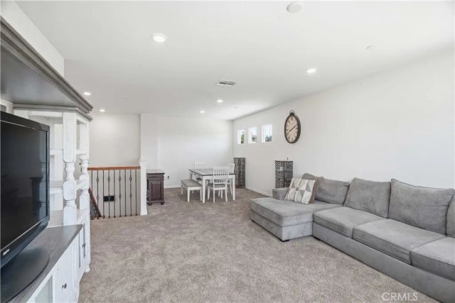 26492 Township Street, Saugus, CA 91350