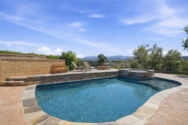 26492 Township Street, Saugus, CA 91350