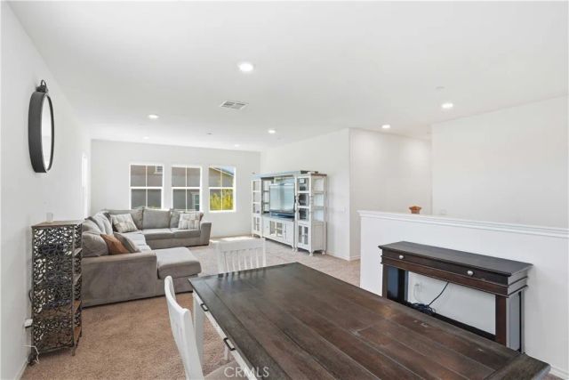 26492 Township Street, Saugus, CA 91350