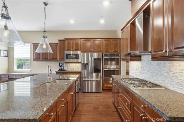 26492 Township Street, Saugus, CA 91350