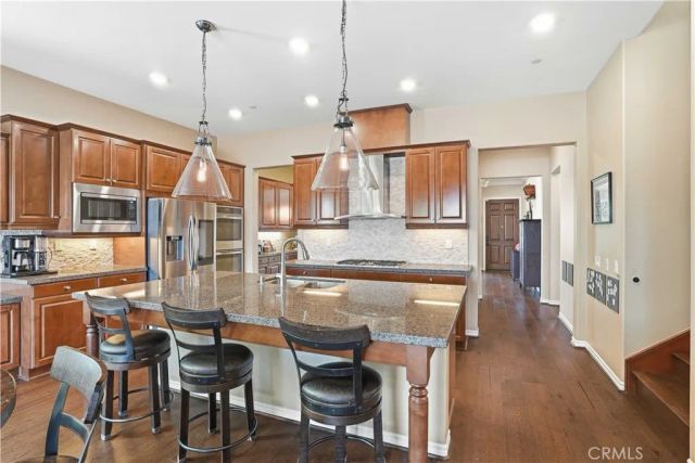 26492 Township Street, Saugus, CA 91350