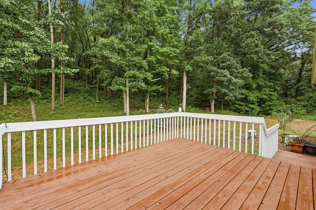 5075 Bonasa Drive, Rockford, MI 49341