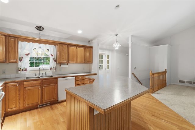 5075 Bonasa Drive, Rockford, MI 49341