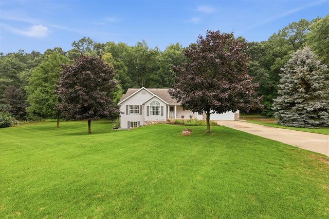 5075 Bonasa Drive, Rockford, MI 49341