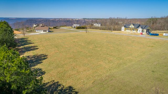 215 Deer Run Drive Jh215, Jasper, TN 37347