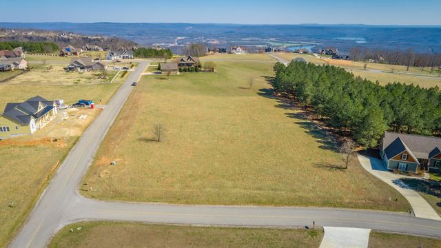 215 Deer Run Drive Jh215, Jasper, TN 37347
