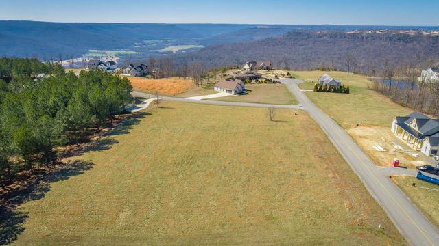 215 Deer Run Drive Jh215, Jasper, TN 37347