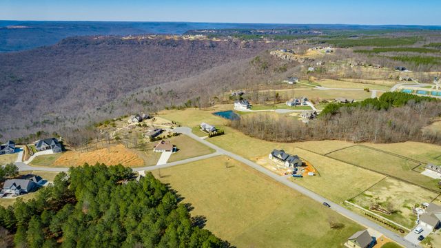 215 Deer Run Drive Jh215, Jasper, TN 37347