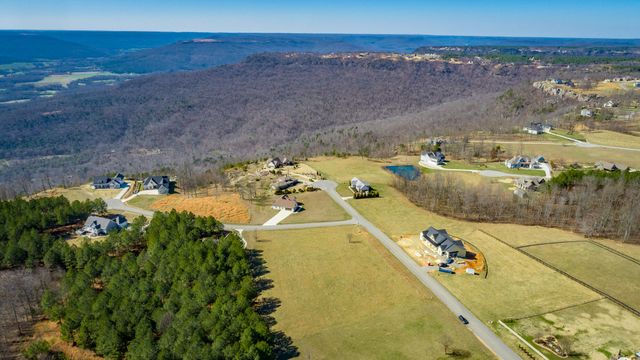 215 Deer Run Drive Jh215, Jasper, TN 37347