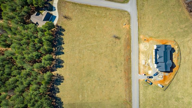 215 Deer Run Drive Jh215, Jasper, TN 37347
