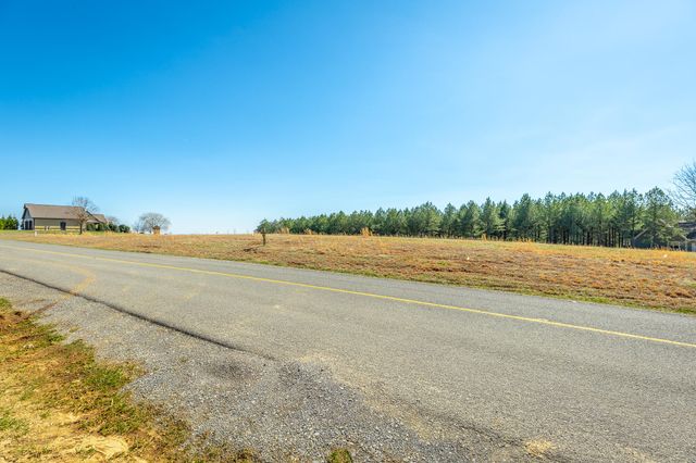 215 Deer Run Drive Jh215, Jasper, TN 37347