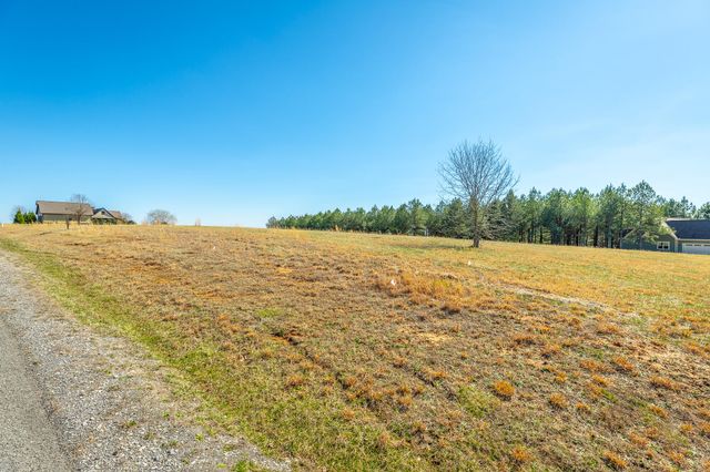 215 Deer Run Drive Jh215, Jasper, TN 37347