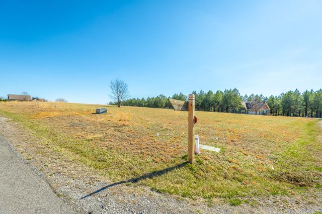 215 Deer Run Drive Jh215, Jasper, TN 37347