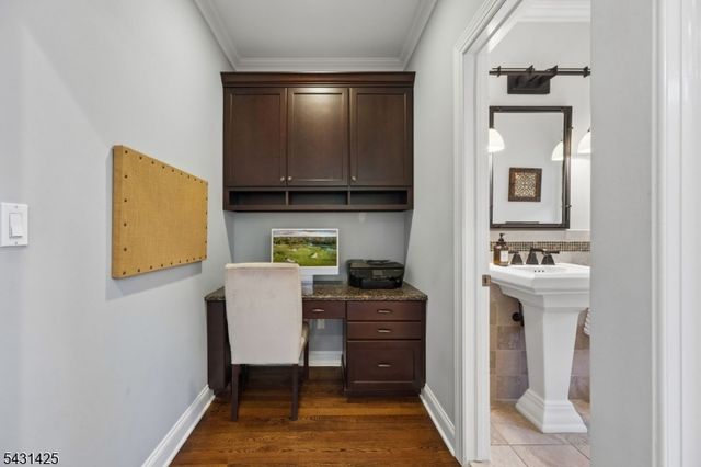 100 Browning Rd, Millburn Twp., NJ 07078