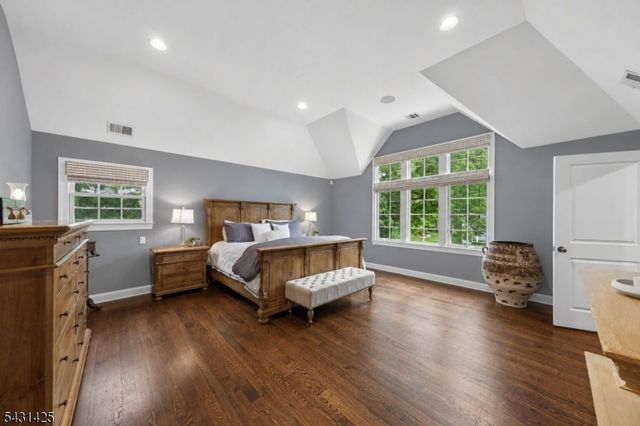100 Browning Rd, Millburn Twp., NJ 07078