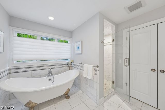 100 Browning Rd, Millburn Twp., NJ 07078
