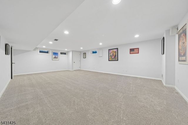 100 Browning Rd, Millburn Twp., NJ 07078