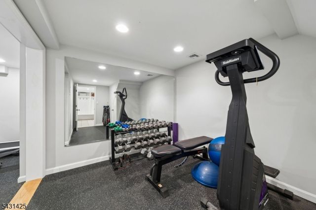 100 Browning Rd, Millburn Twp., NJ 07078
