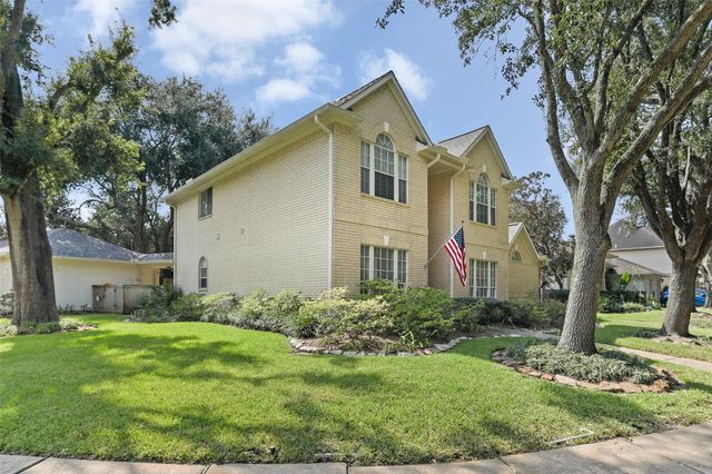 1726 Rustic Oak Lane, Seabrook, TX 77586