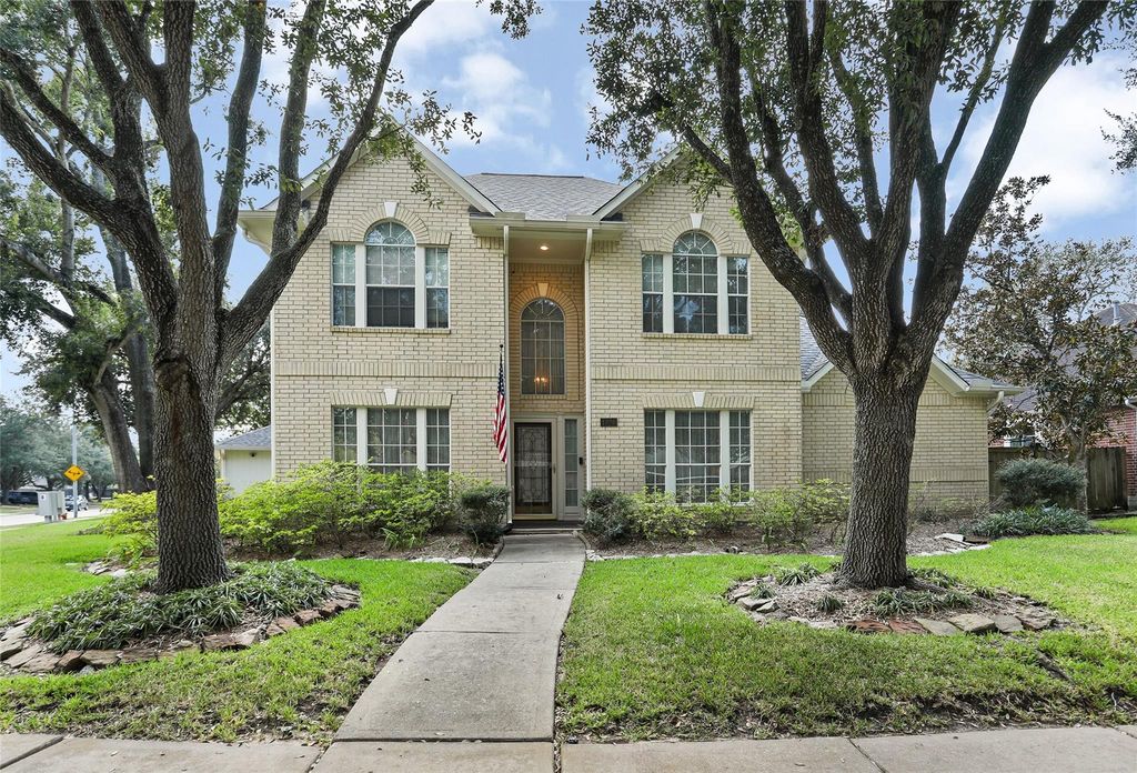 1726 Rustic Oak Lane, Seabrook, TX 77586
