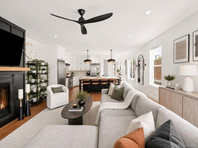 1695 Zenobia St 1, Denver, CO 80204