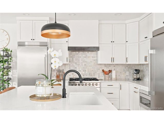 1695 Zenobia St 1, Denver, CO 80204