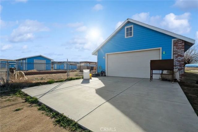 17050 Lancaster Road, Lancaster, CA 93536