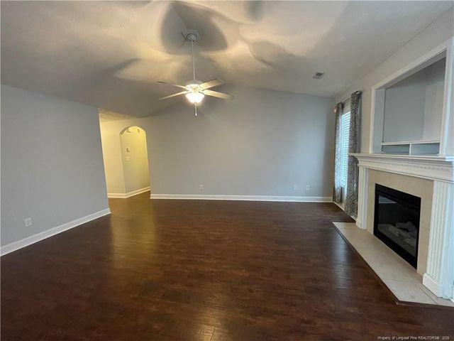 2144 Saint Nicholas Drive, Hope Mills, NC 28348